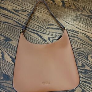 NWOT staud Alec bag in brown saddle leather perfect condition shoulder bag